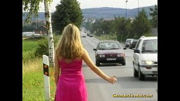 play Fa sesso in questa stupida strada e chiede 60 lei