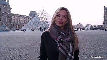 play Xnxx al casting fa un bel pompino russo xnxx