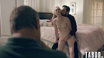 play Deux putes nymphomanes qui paient des hommes pour qu'ils se comportent très bien avec leur corps