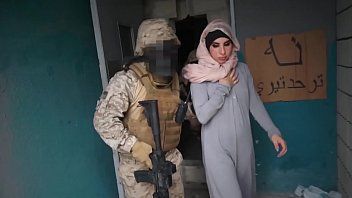 play Gangbang met een van de meest controversiële vrouwen