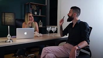 play La scena per scopare la ragazza più sexy