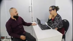 play Follando a mi jefa latina con curvas para un aumento (Creampie) PARTE 1