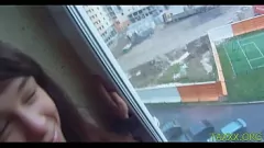 play La rossa amatoriale Liona Levi si bagna e si scatena sotto la doccia